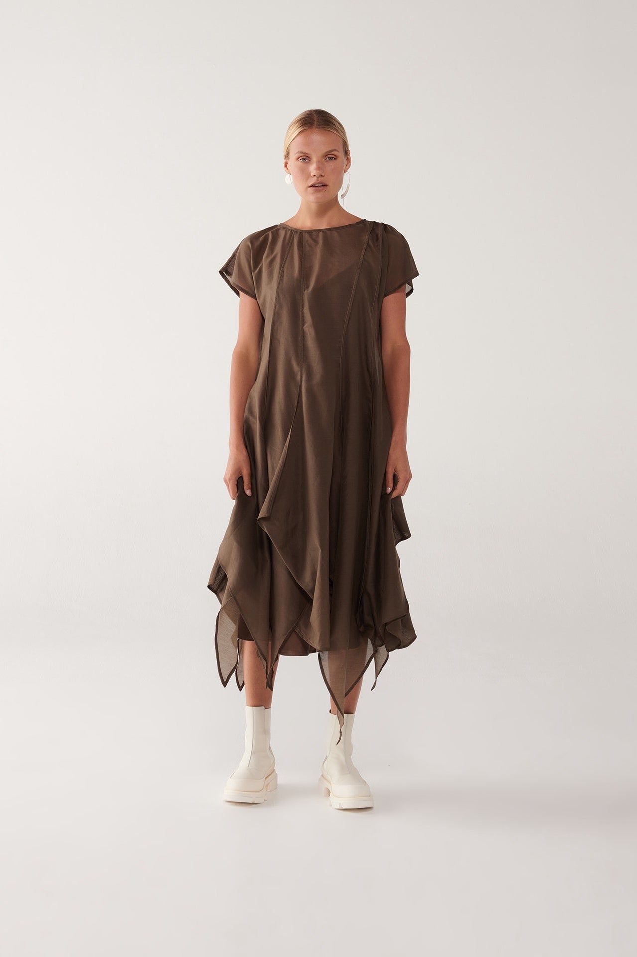 Sleeved Progression Dress Ash in Brown Taylor