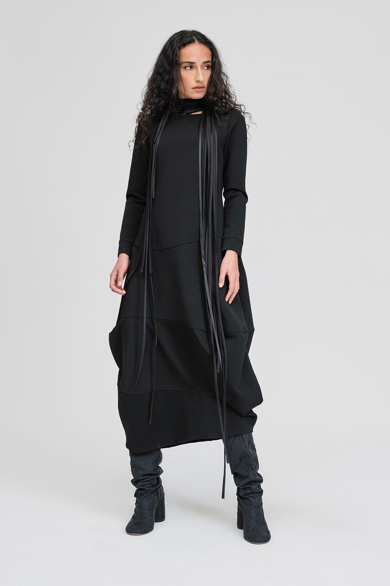 Diameter Dress - Black in Black - Taylor