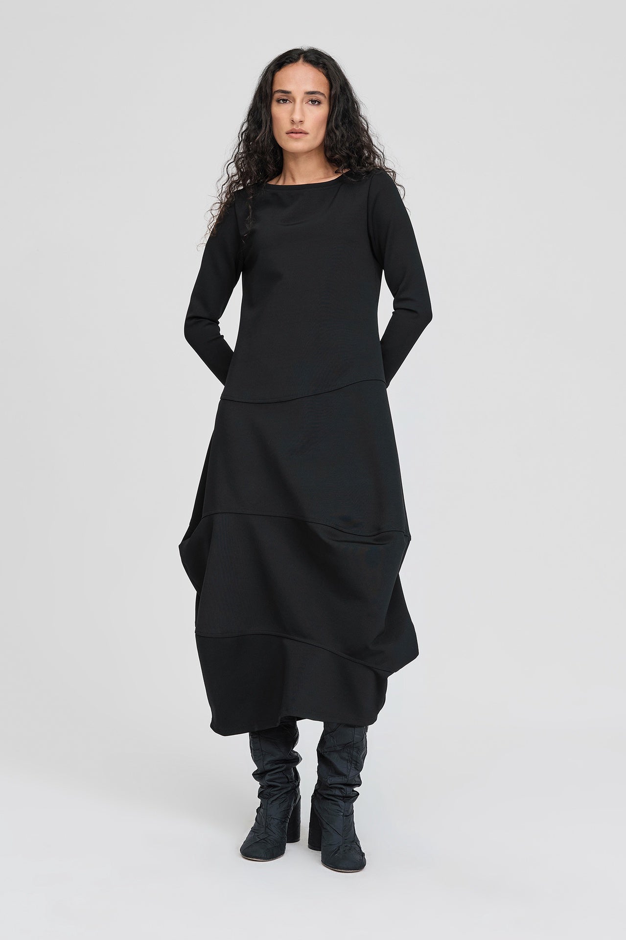 Diameter Dress - Black 2 Way Stretch in Black - Taylor