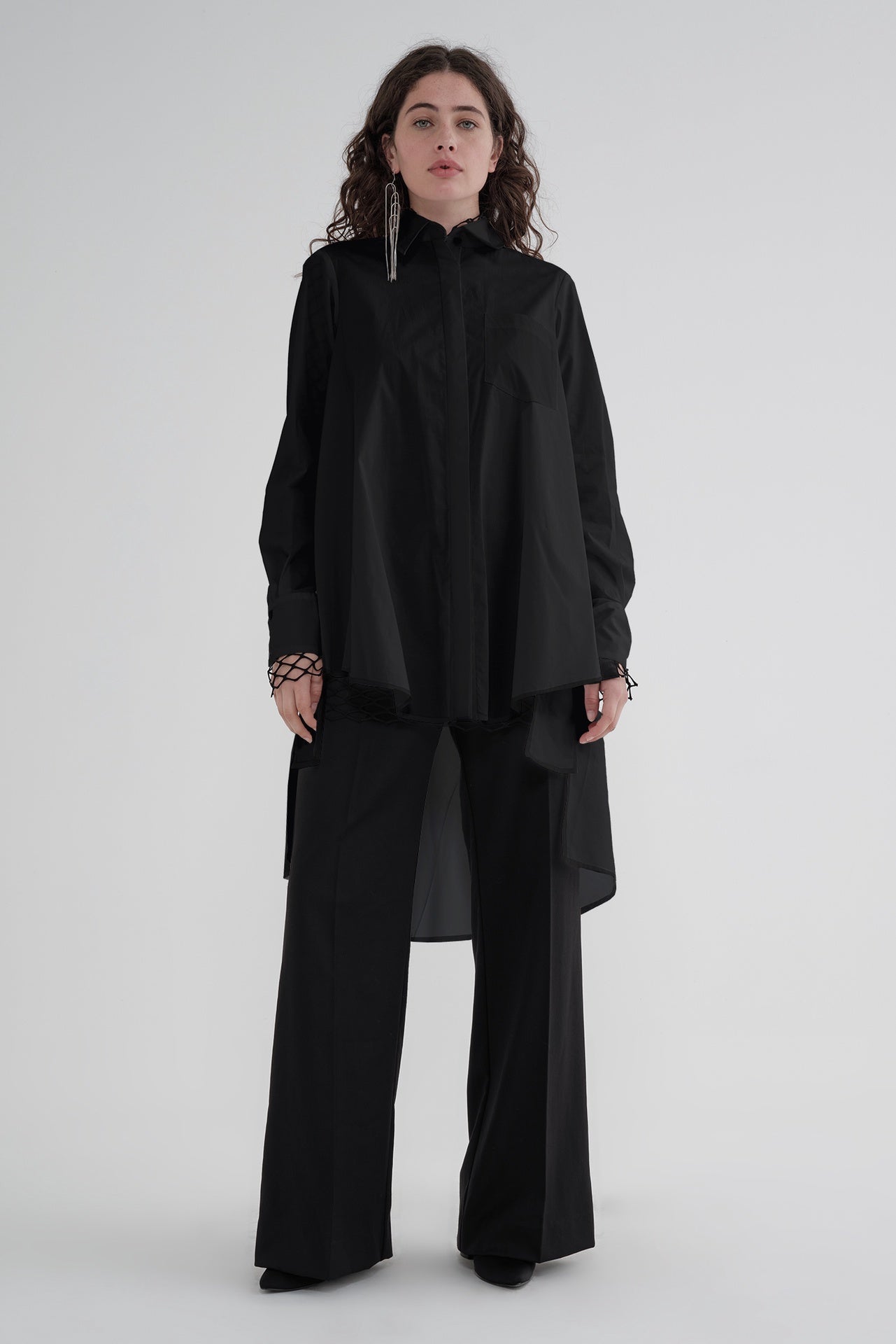 Axle Shirt - Black in Black - Taylor