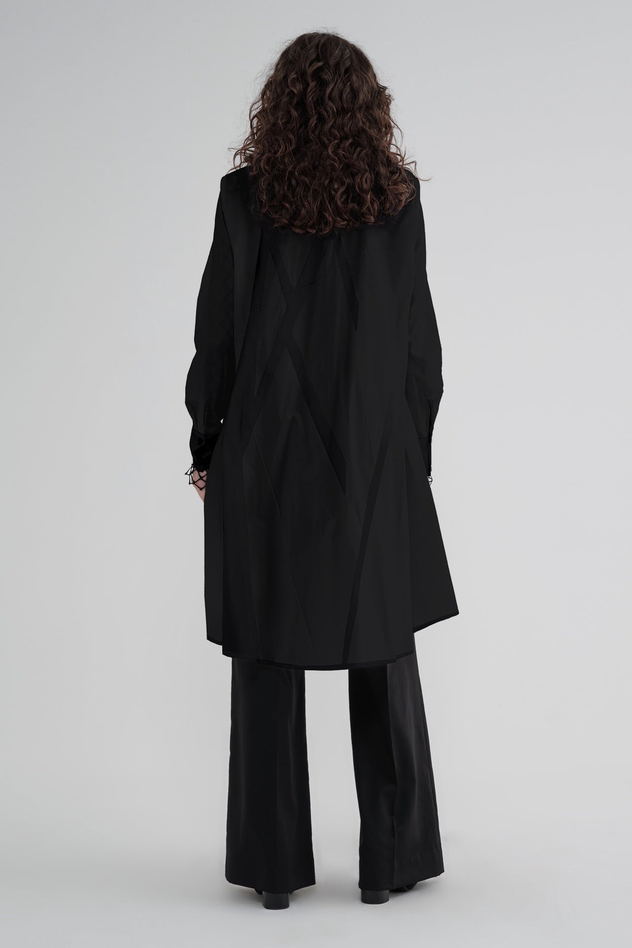 Axle Shirt - Black in Black - Taylor