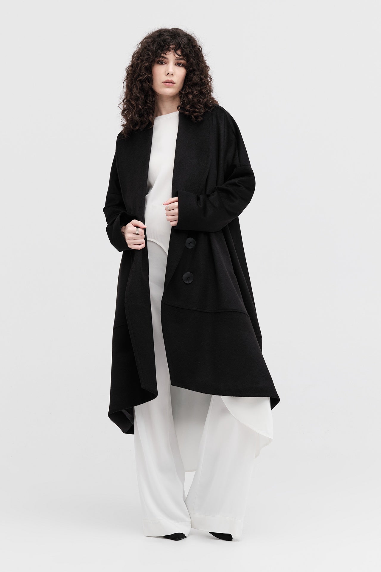 Monument Coat - Black in Black