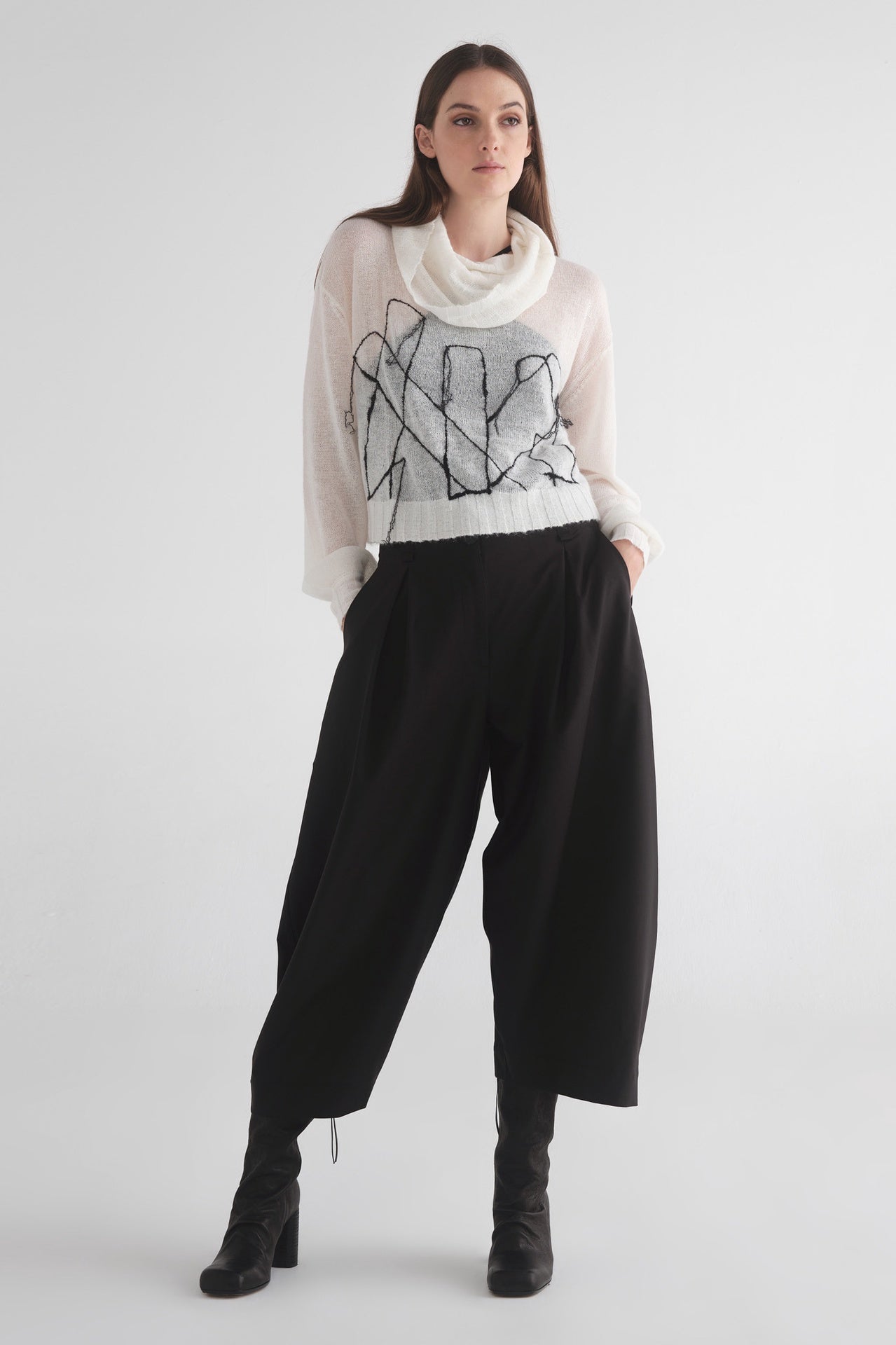 Bloc Sweater - Ivory/black in Ivory