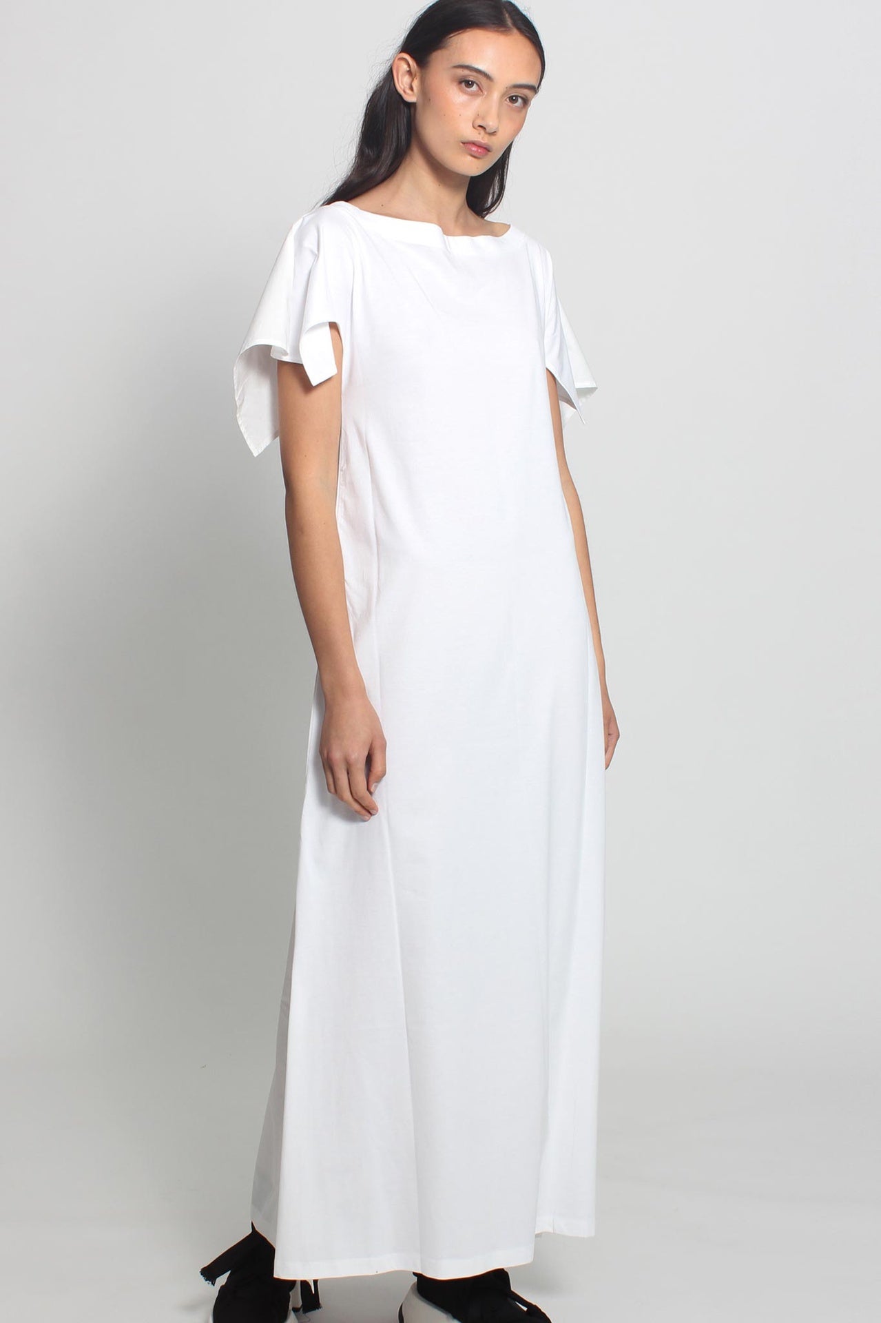 white tee shirt dress
