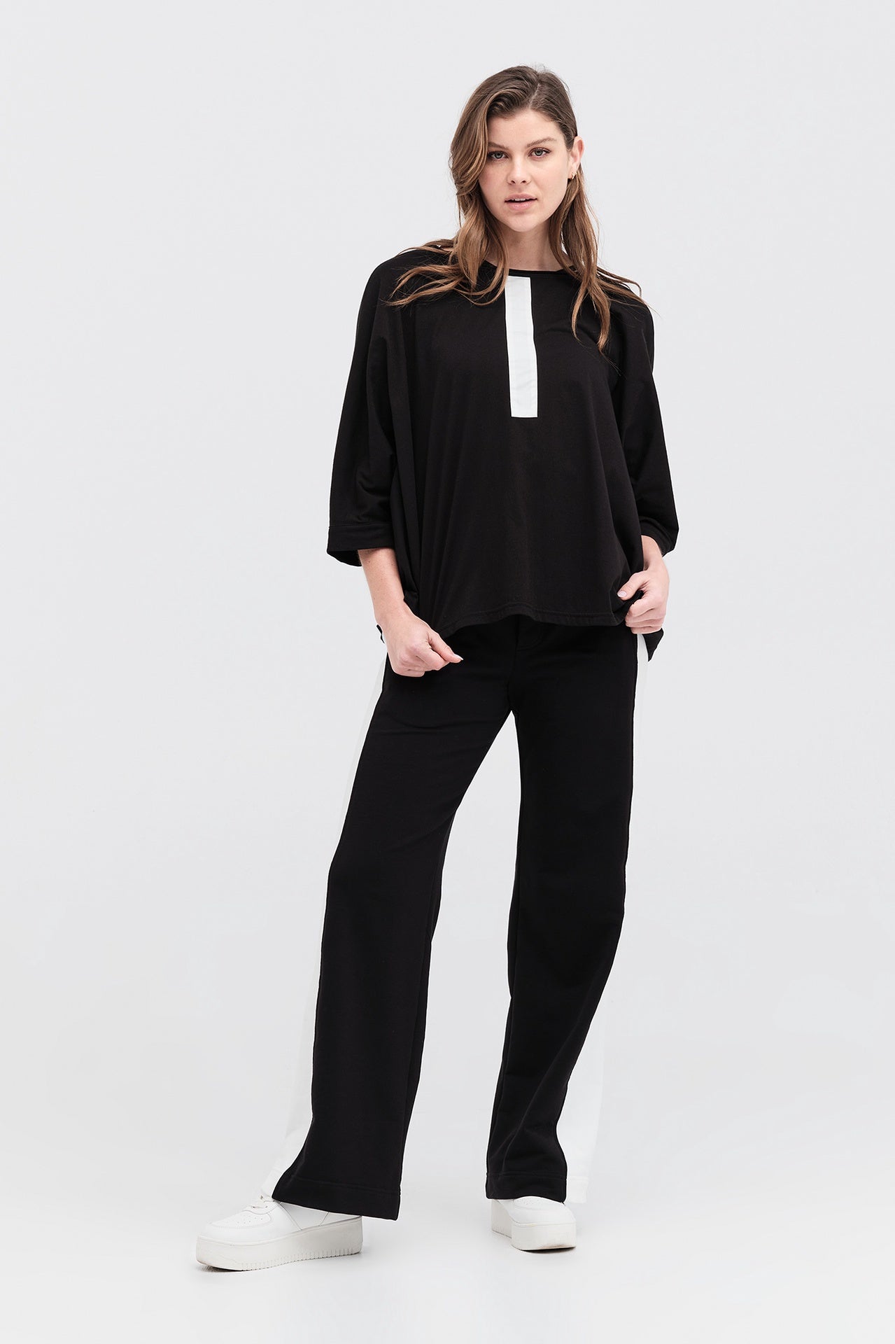 Opposing Tee - Black/ivory in Black