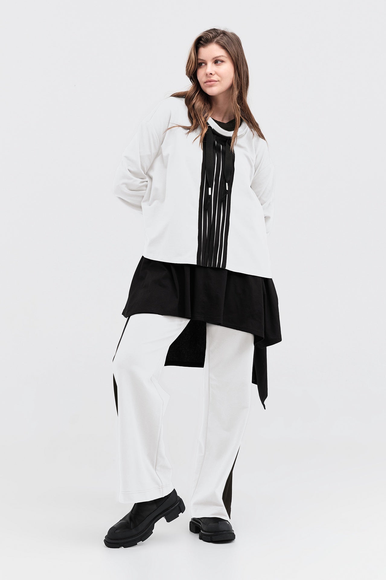 Strip Brink Sweater - Ivory/black in Ivory
