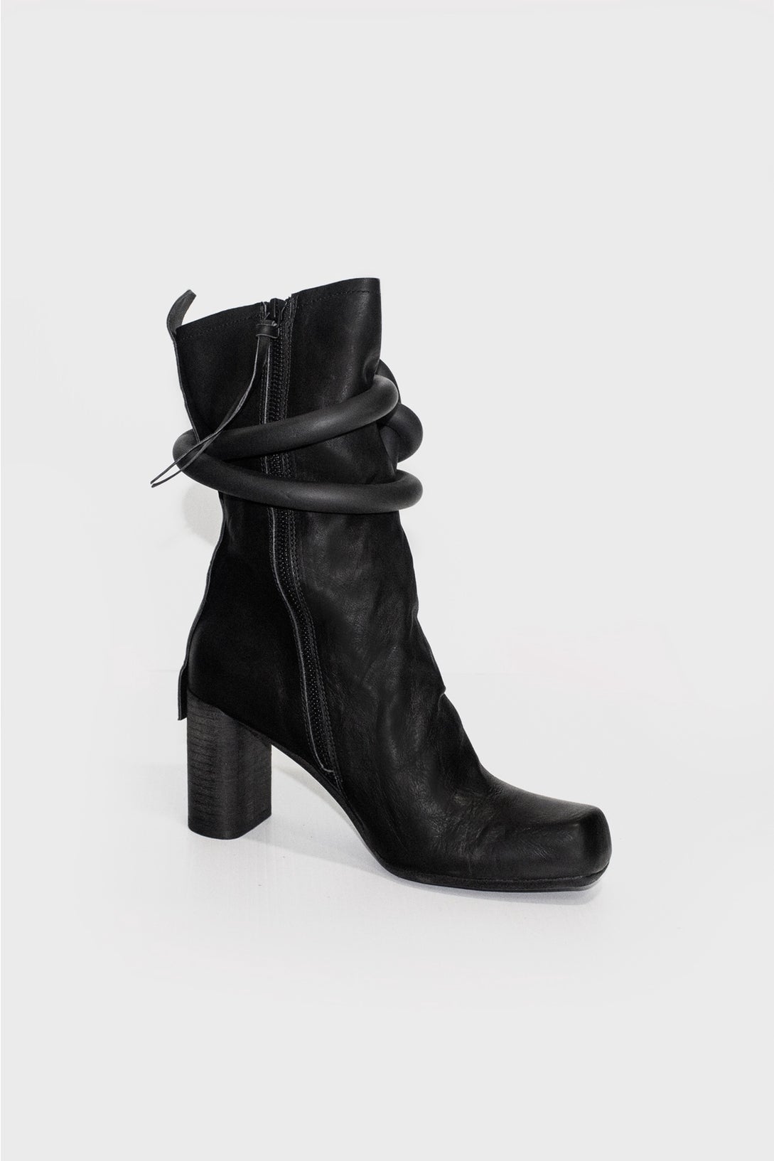 Big Dimension Heeled Boot - Black/black in Black