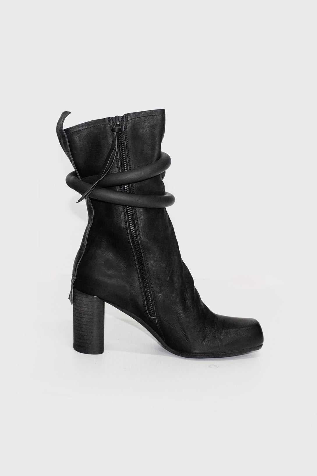 Big Dimension Heeled Boot - Black/black in Black