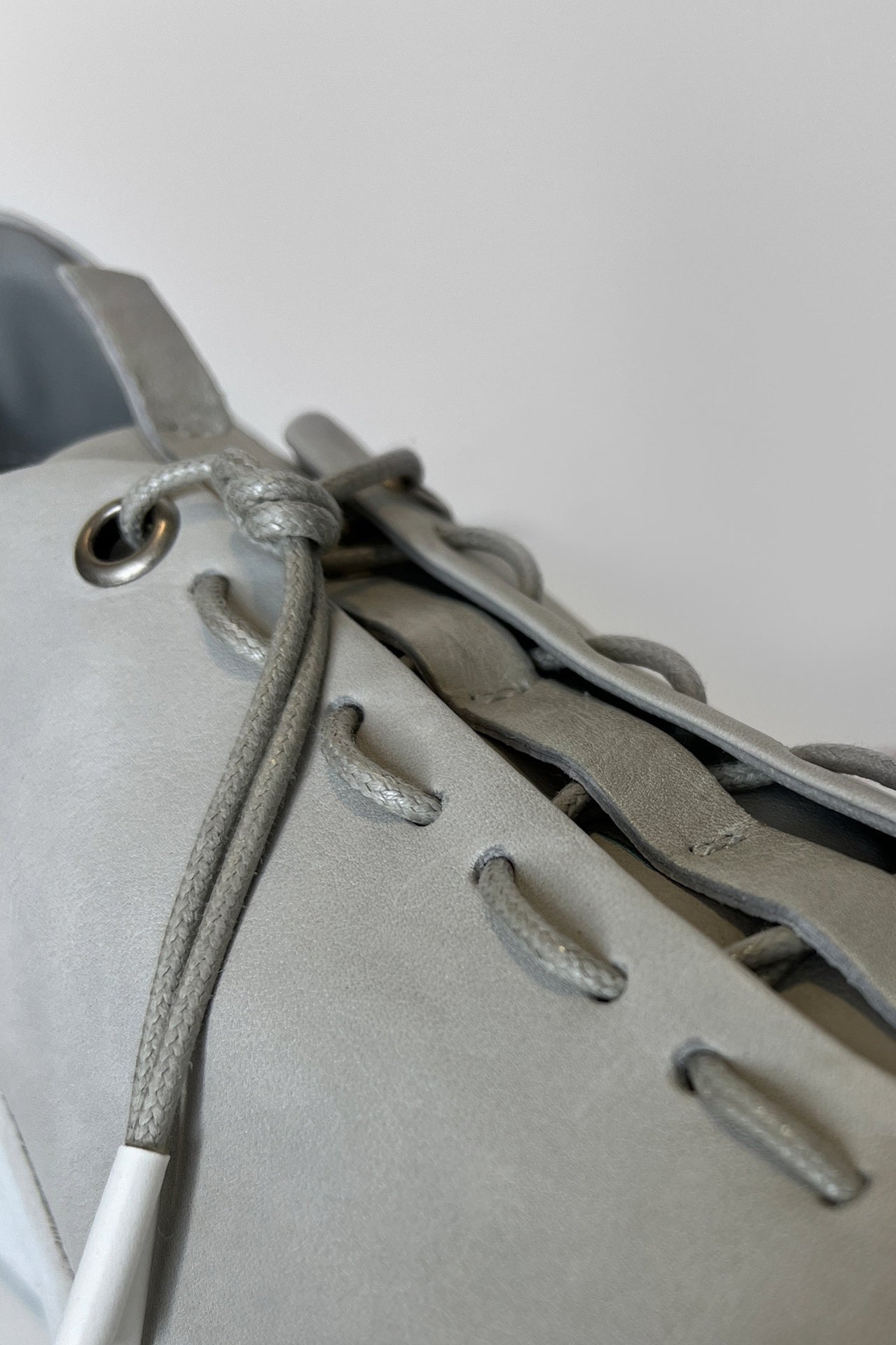 Chillout Sneaker - Light Grey/white in White