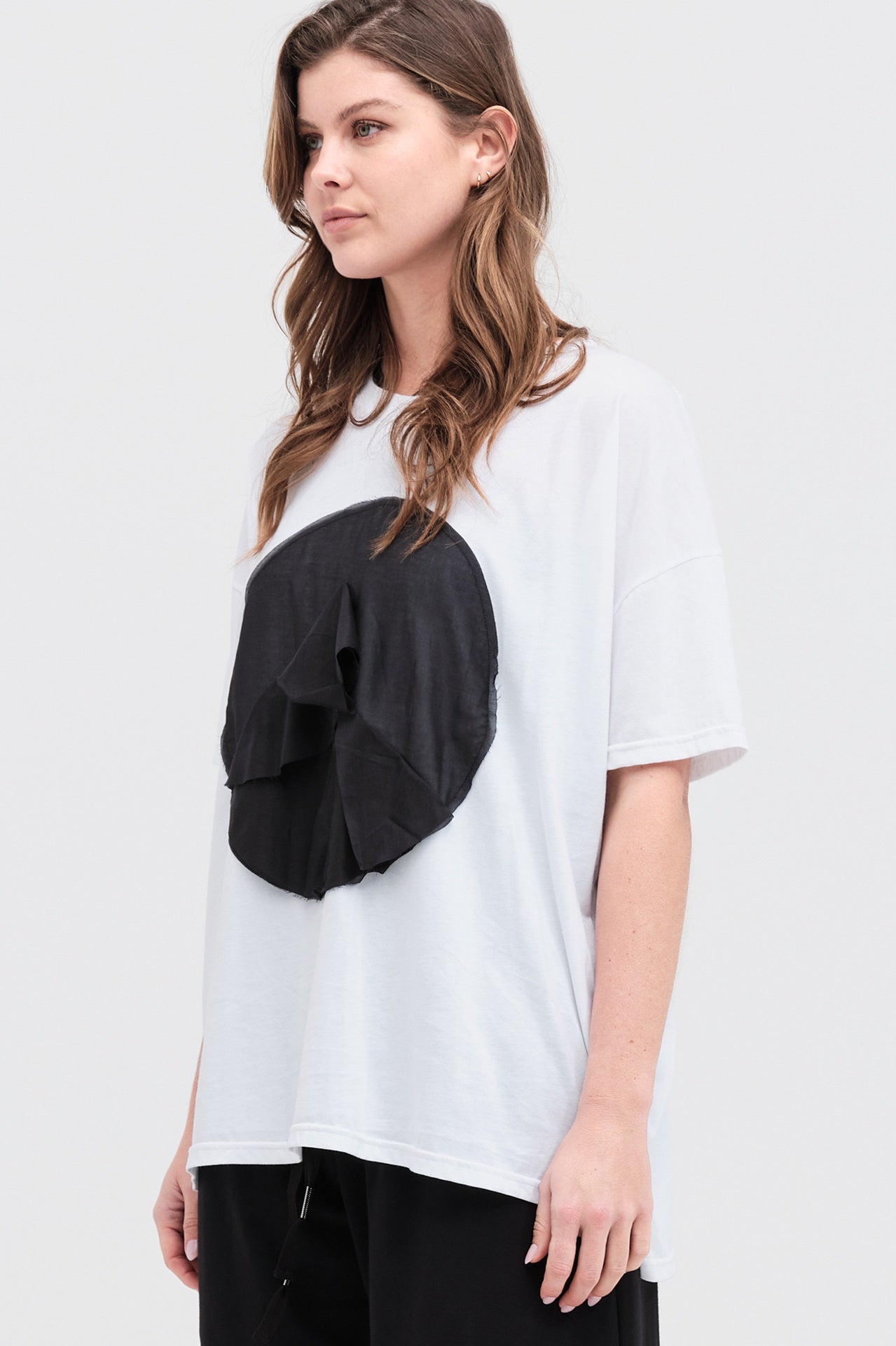 Circ Module Tee - Ivory/black in Ivory