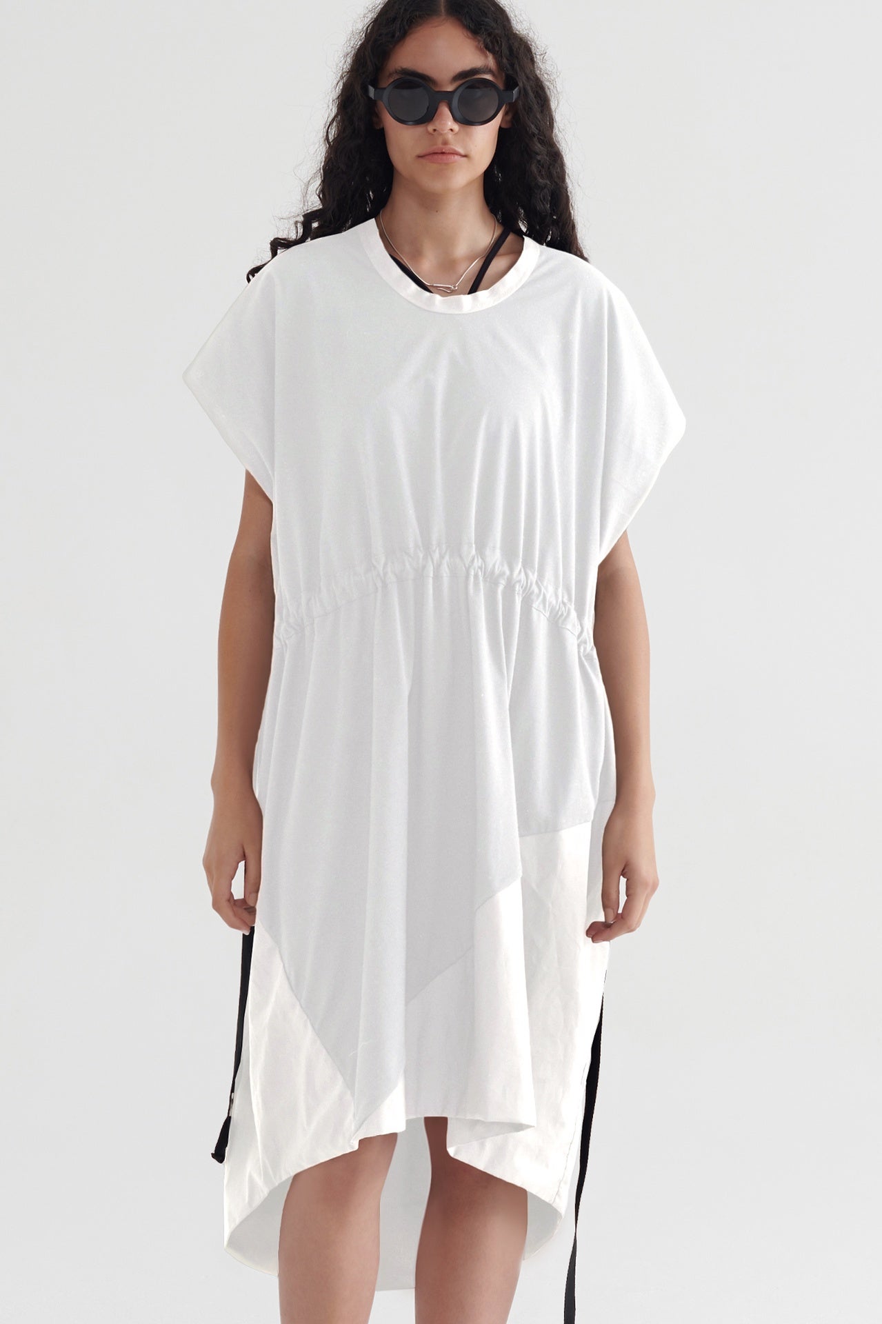 Contrast Transit Dress - White in Ivory 
