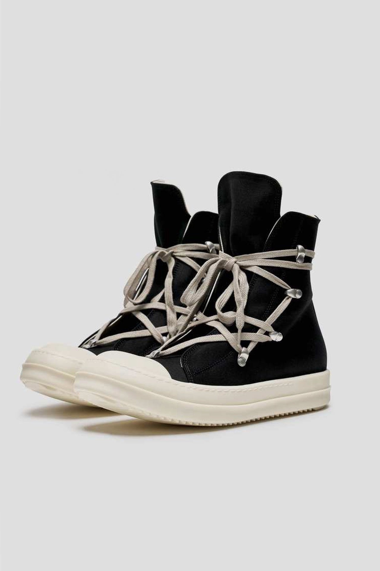 Hexa Sneaks - Black / Pearl in Black - Taylor Hexa Sneaks - Black / Pearl in Black - Taylor