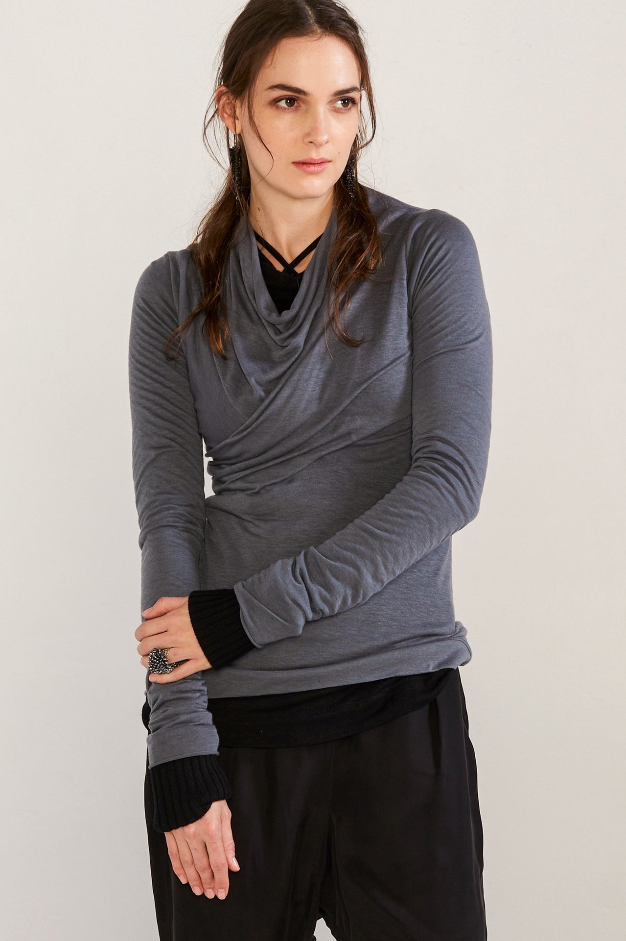 Pinnacle Top - Iron/black in Grey