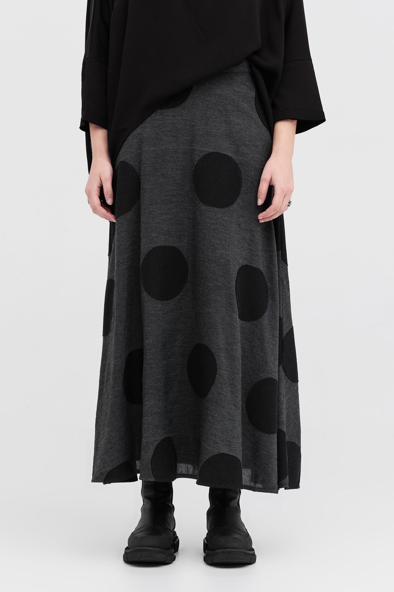Revere Skirt - Black/grey Spot in Grey