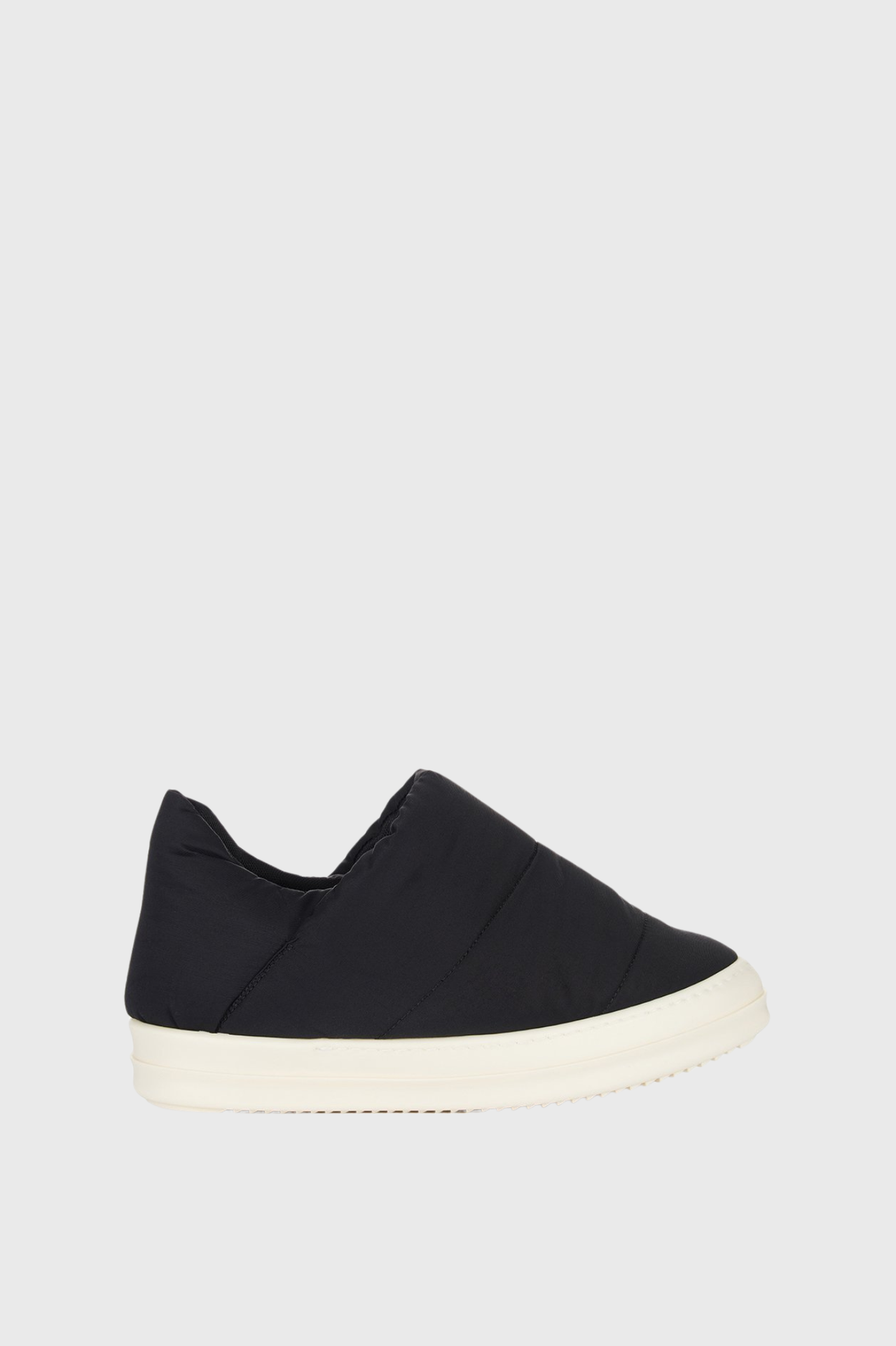 Puffer Slip On - Black / Milk in Black