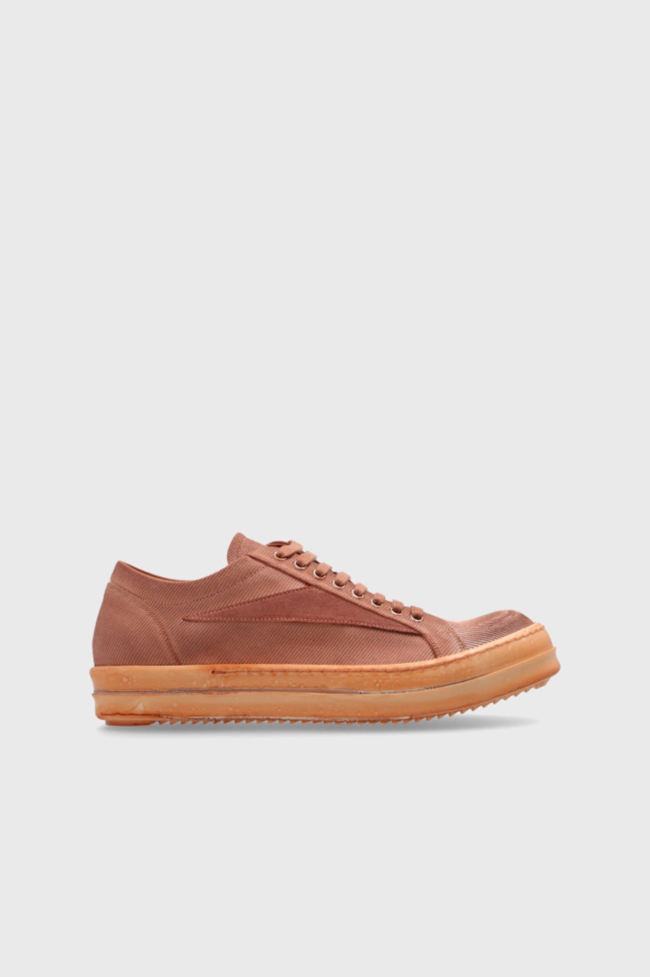 Vintage Sneaks - Dark Pink in Pink