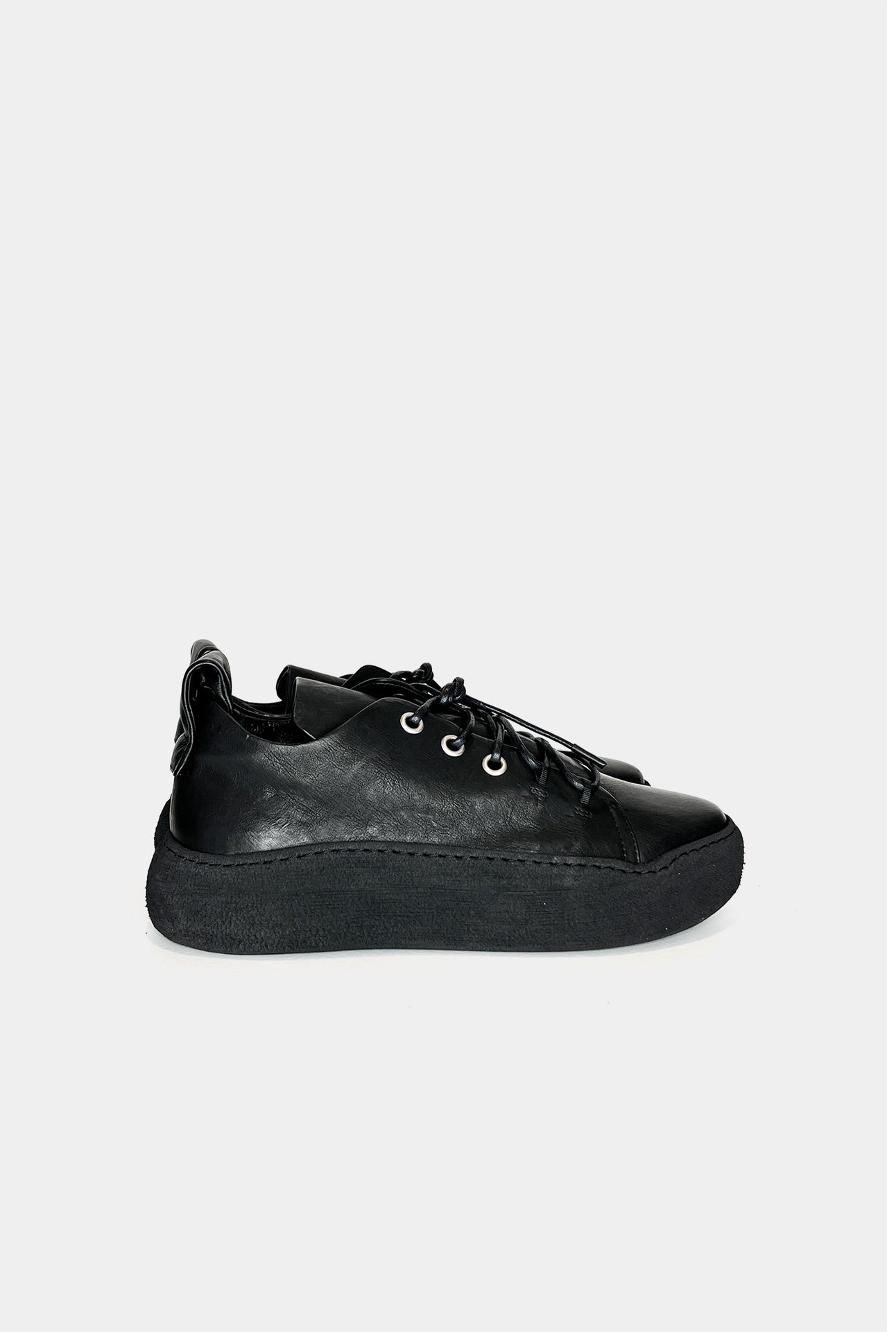 Bouble Gum Shoes - Black/black in Black