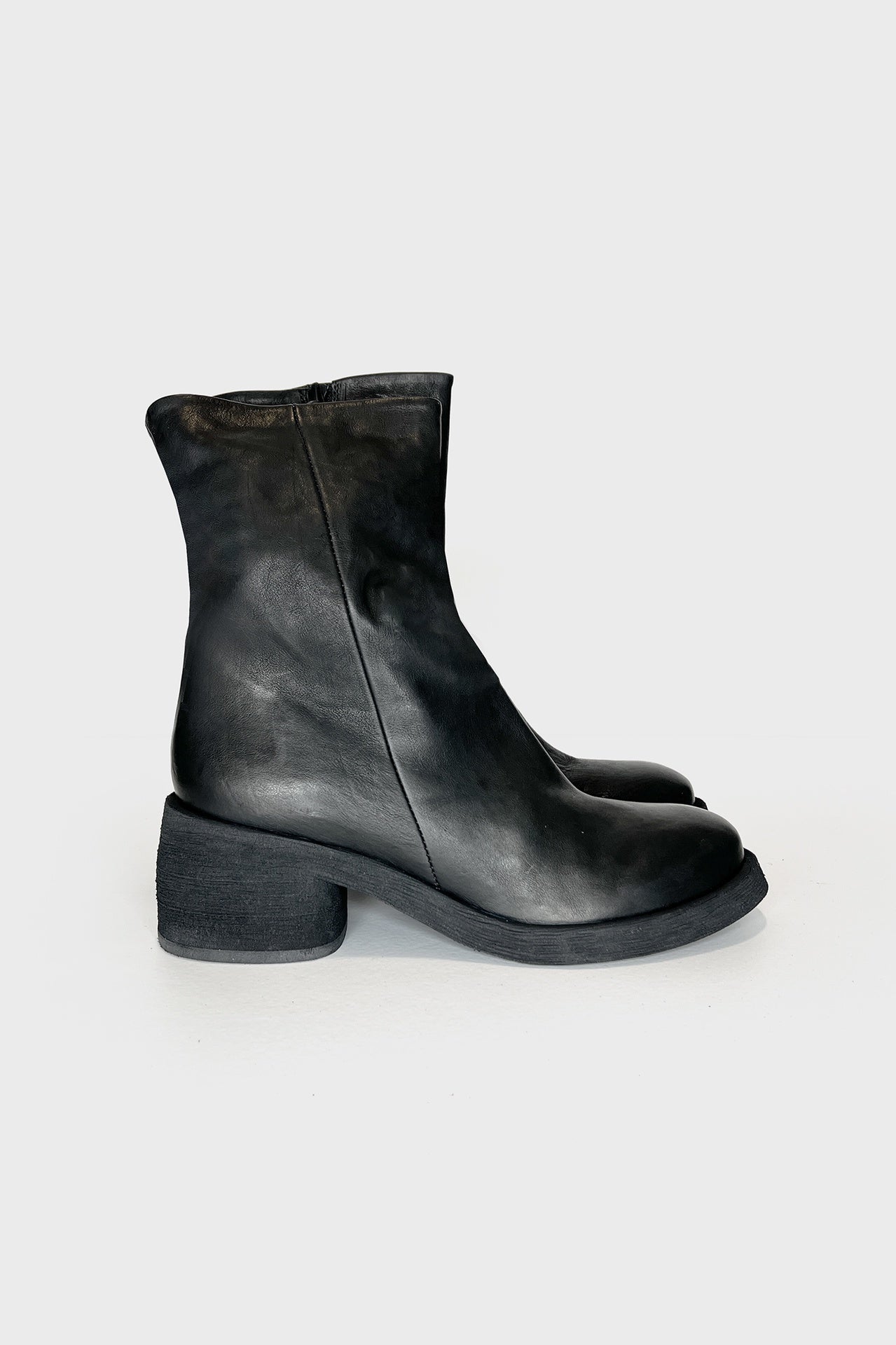 Undercover Boots - Black in Black