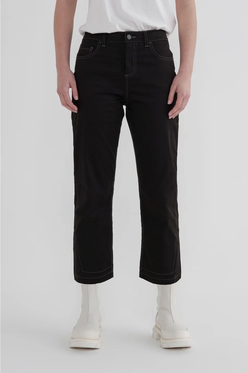 Taylor Uncover Jean - Black Drill in Black